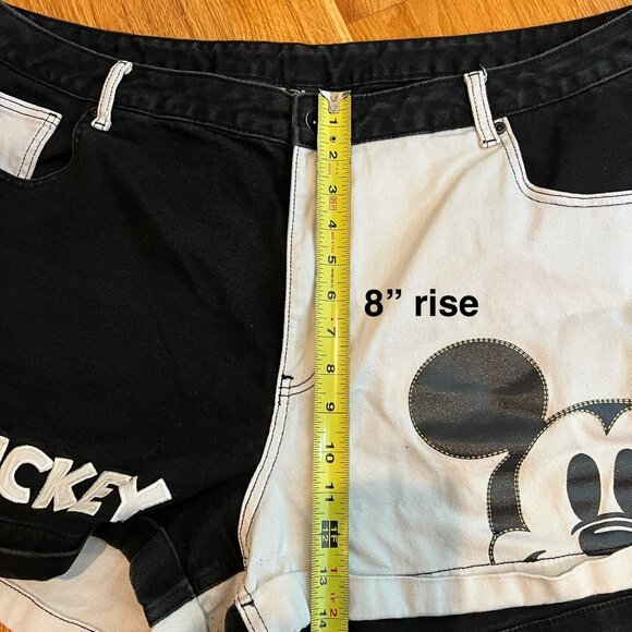 Disney Mickey Mouse Color Block White Black Shorts Plus Size 20 by Her Universe - Picture 10 of 10